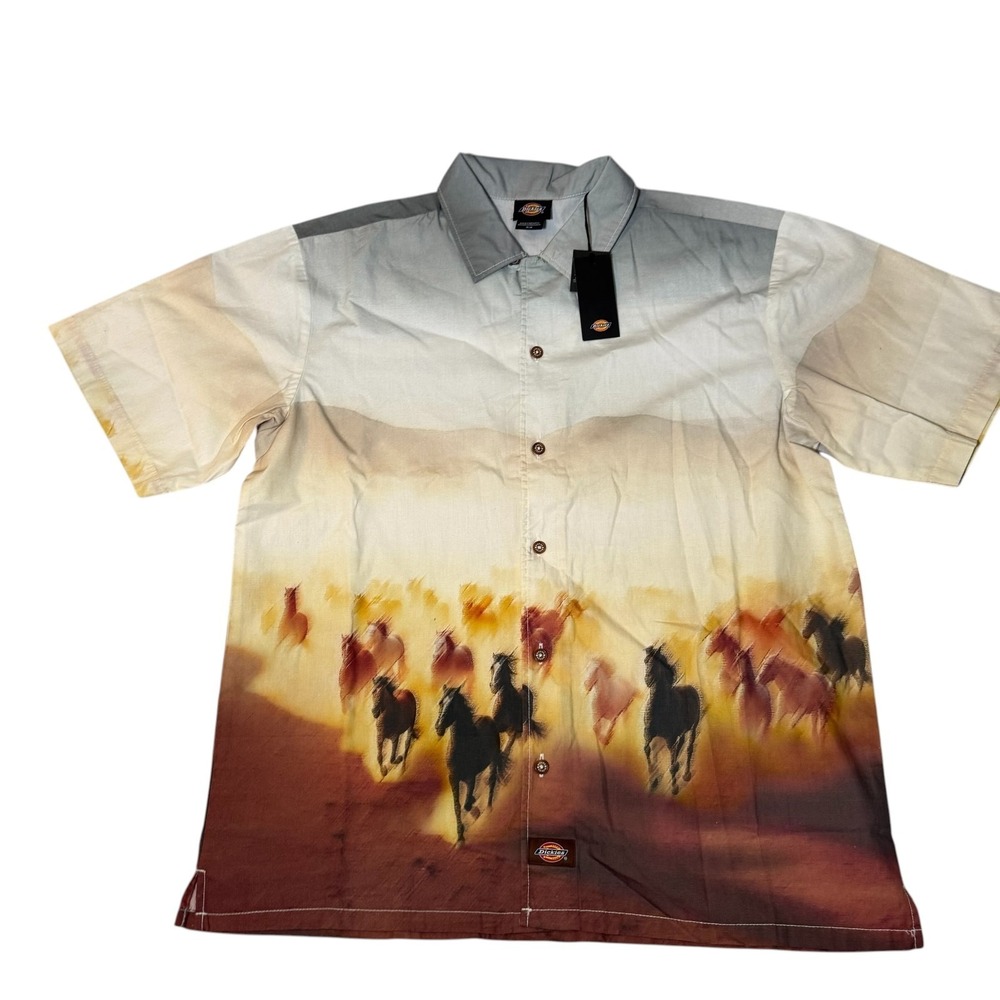 Dickies Mens Shirt Running Wild Horse Print Woven Poplin Short Sleeve Medium NWT